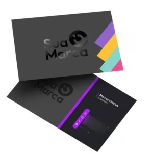 Cartão de Visita Personalizado 4/4 Impressão Frente e Verso com Verniz Localizado Couchê 250gr 5x9cm 4/4 - Frente e Verso Colorido Fosco com aplicação de verniz localizado Corte Reto 